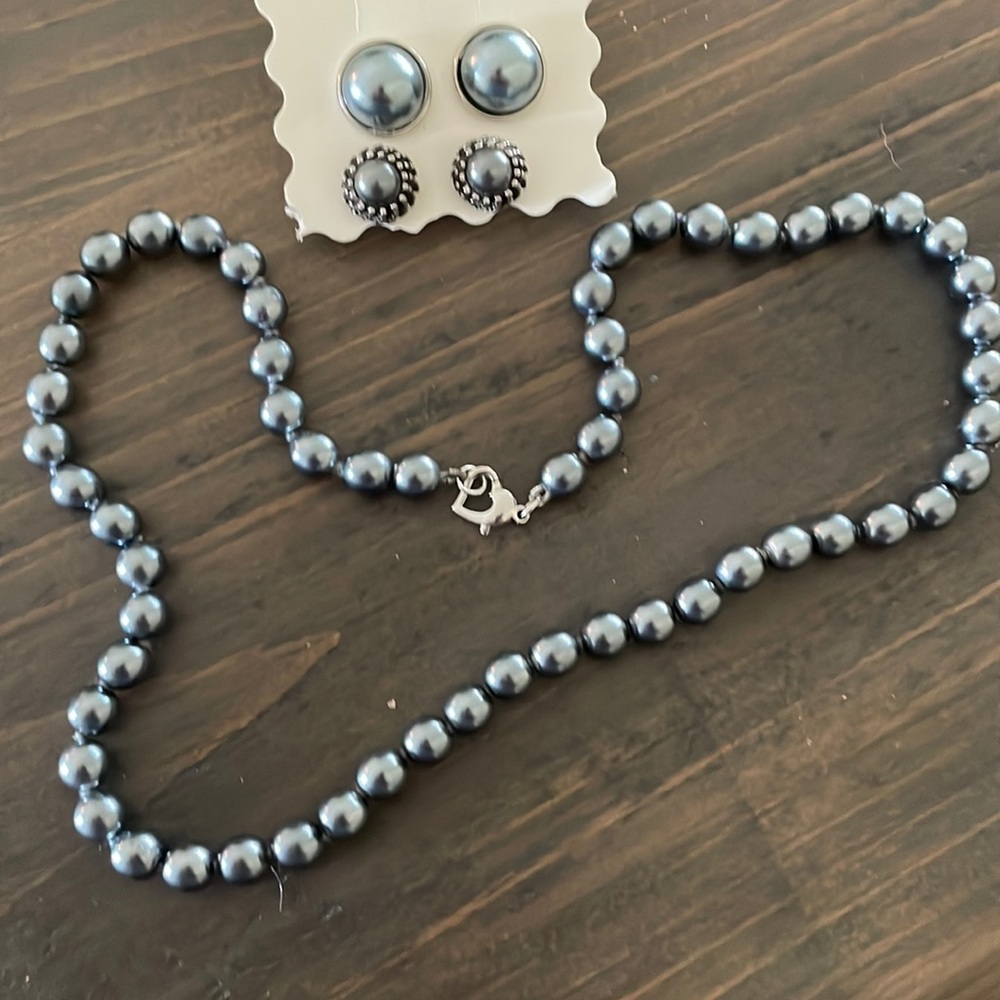 DaVonna Sterling Silver freshwater pearl necklace and 2 sets of earrings